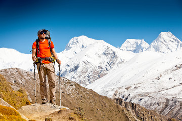 Wall Mural - hiking in himalaya mountains