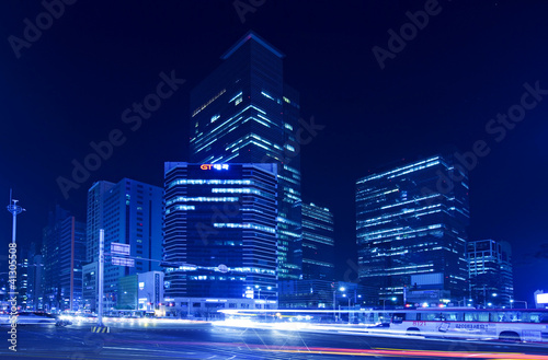 Photo Hi-rise building in Seoul, Korea.