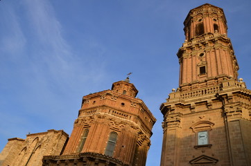 New tower and St. Ann chapel at Tudela´s cathedral