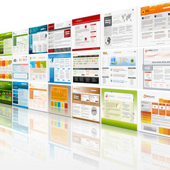 Webdesign Templates als Wand mit Spiegelung auf dem Boden und 3D Perspektive