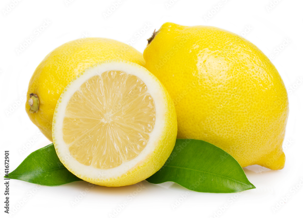 Fresh lemon with leaves - obrazy, fototapety, plakaty 