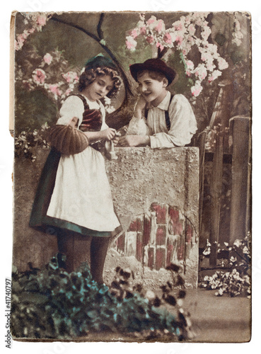 Naklejka na drzwi CIRCA 1920.Antique postcard: two children.