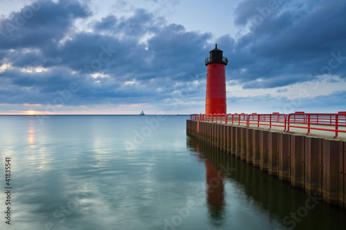 Tapeta ścienna na wymiar Milwaukee Lighthouse.