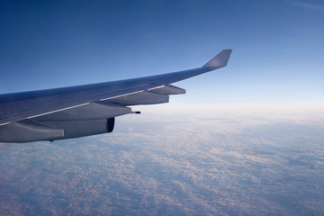 Blick aus Flugzeug 2 - TLerch