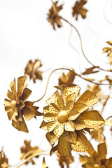 Sticker - Gold flowers on white