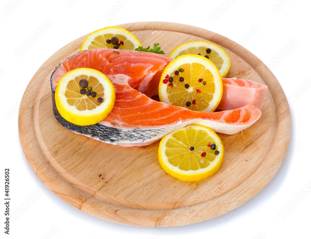 Red fish with lemon and spice