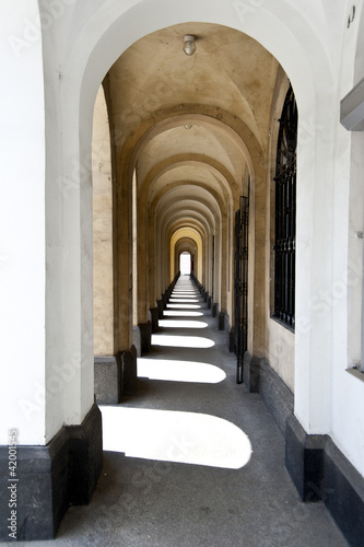 Naklejka ścienna passage