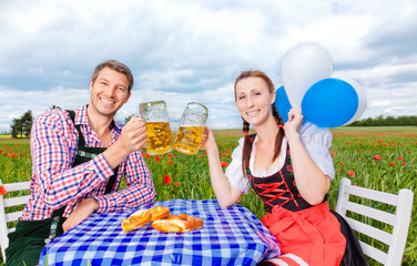 oktoberfest paar