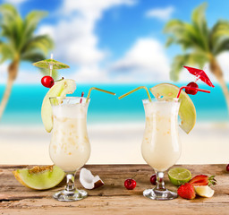 Canvas Print - Pina colada drinks