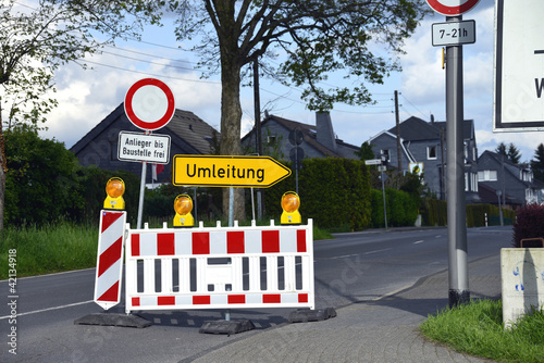 Fotografie, Obraz Umleitung, Baustelle, Straßenbau, Umweg, Straßensperre, Sperre