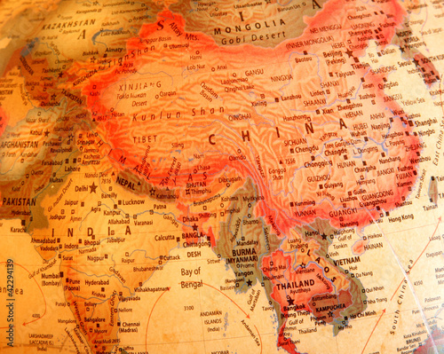 Fotomural India, China, Thailand on the globe