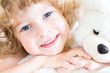 © Sunny studio - Child with teddy
