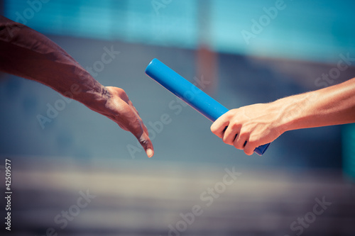 Naklejka na szybę Passing the Relay Baton