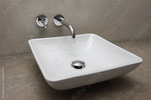 Fotografía  vasque en céramique carrée