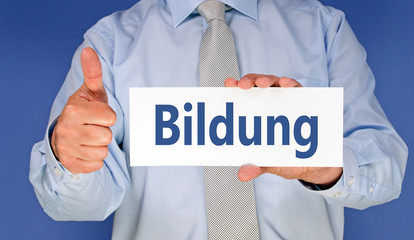 Poster - Bildung mit Daumen hoch