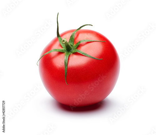 Fotomural Fresh tomato isolated on white background