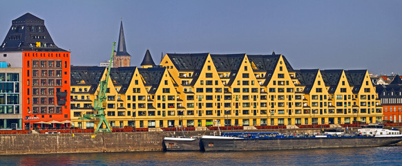 Fototapete - Rheinauhafen in Köln, historische Speicherhäuser