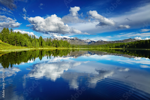 Nowoczesny obraz na płótnie Mountain lake