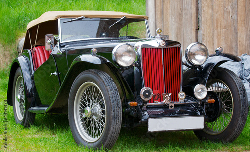 Nowoczesny obraz na płótnie Oldtimer in Rot 2