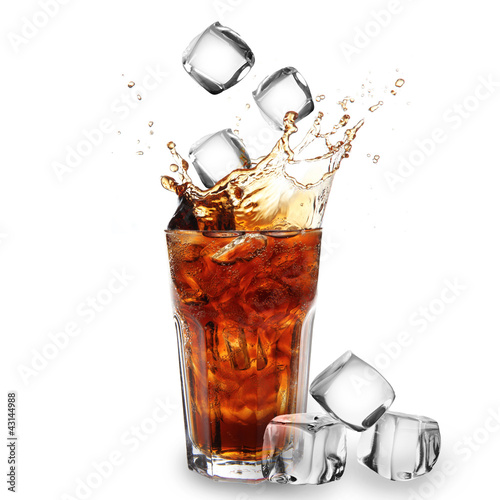 Fototapeta na wymiar Cola glass with falling ice cubes over white