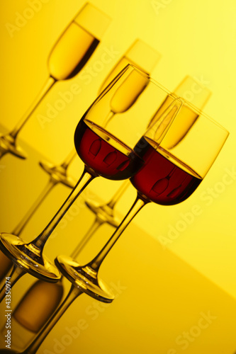 Plakat na zamówienie Glasses with wine