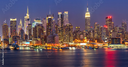 einzelne bedruckte Lamellen - Manhattan at night (von sborisov)