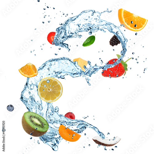 Naklejka - mata magnetyczna na lodówkę Fruit in water splash over white