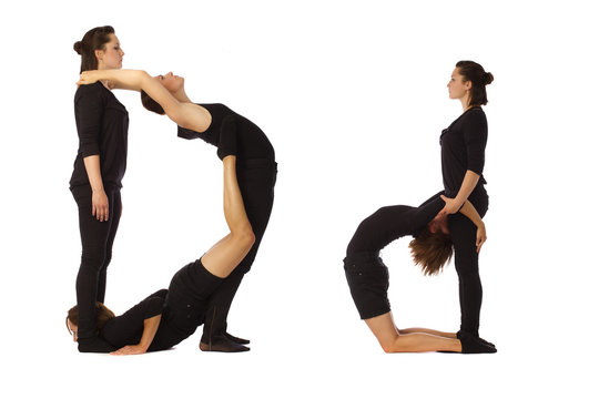 Font D formed by humans bodies