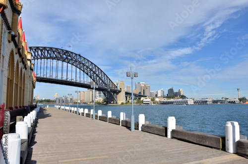 Obraz na płótnie Widok Sydney Harbour Bridge od Milsons Point