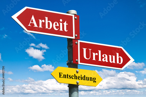 Noch Einmal Arbeiten Dann Urlaub Arbeit vs Urlaub – kaufen Sie dieses Foto und finden Sie ähnliche