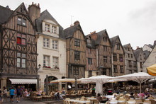 Place Plumereau In Tours