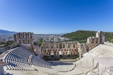 Fototapete - Odeon of Herodes Atticus under Acropolis in Athens,Greece