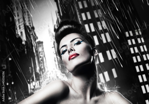 Naklejka - mata magnetyczna na lodówkę attractive brunette woman with red lips in rainy city