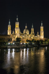 Wall Mural - Catedral Basilica de Nuestra Señora del Pilar, Zaragoza Spain