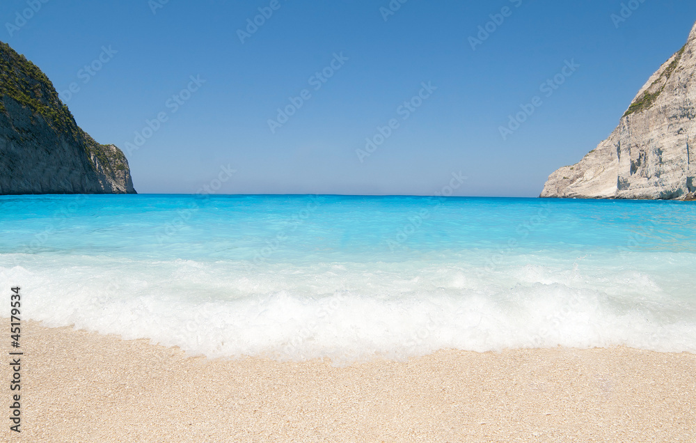 Obraz na płótnie Navagio beach in zakynthos Greece w salonie