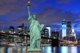 Fototapeta Miasta - Brooklyn Bridge and The Statue of Liberty