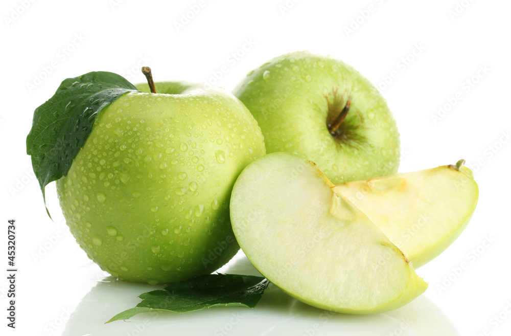 Ripe green apples with leaf and slice, isolated on white