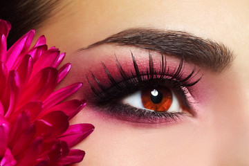 beautiful eye makeup with aster flower