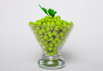 Preserved green peas2