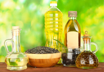 Sticker - Olive and sunflower oil in the bottles and small decanters