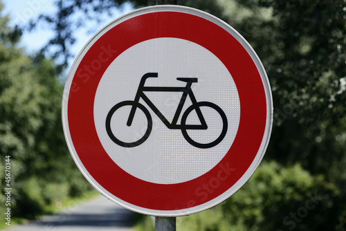 Durchfahrt für Fahrradfahrer verboten, Verkehrsschild