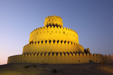 Fototapete - Al Jahili fort in Al Ain, Emirate of Abu Dhabi