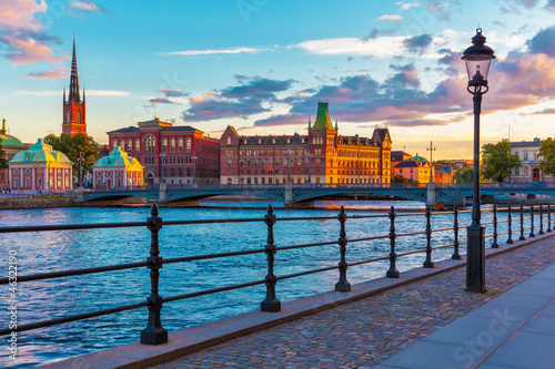 Nowoczesny obraz na płótnie Scenic sunset in Stockholm, Sweden