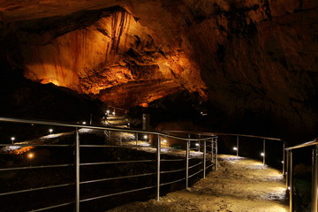 Canvas Print - Cave