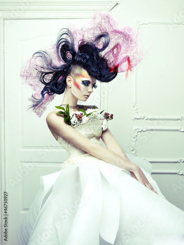 Obraz w ramie Lady with avant-garde hair