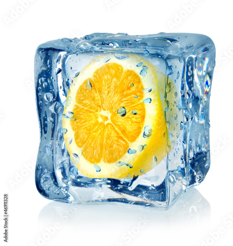 Naklejka - mata magnetyczna na lodówkę Ice cube and lemon