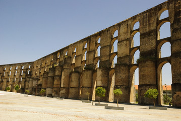 Wall Mural - Aqueduct in Elvas, Portugal