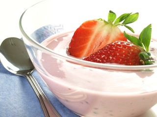 Poster - Strawberry yogurt, close up, isolated