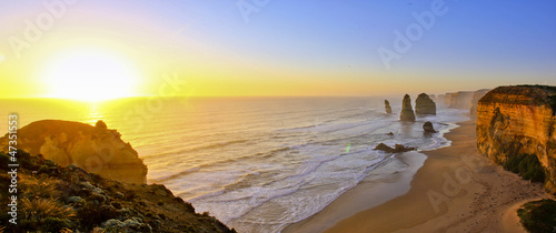 dwunastu-apostolow-great-ocean-road-bei-sonnenunterga