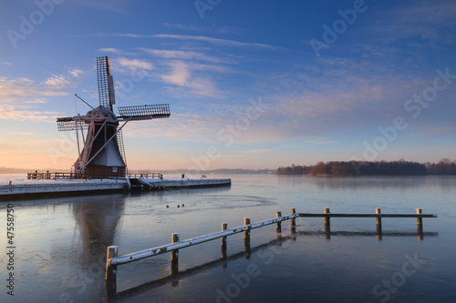 Naklejka - mata magnetyczna na lodówkę Dutch windmill @ winter